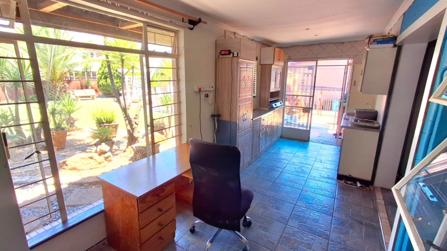 4 Bedroom Property for Sale in Vaalpark Free State